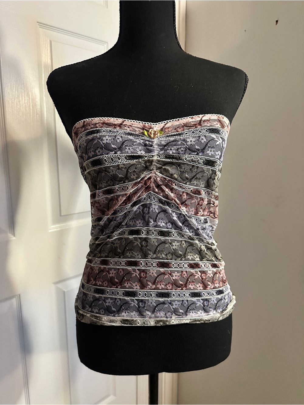 Strapless Lace Bandeau Top in Multicolor Pastels